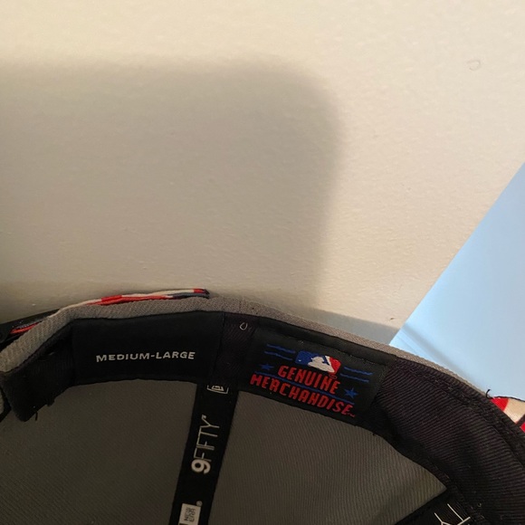 New York Yankees NEW ERA Special Patterns Brim Hat - Picture 7 of 7